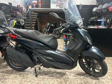 Piaggio Beverly 400