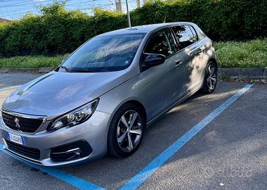 Peugeot 308 || 20195p 1.5 bluehdi Active s&s 130cv