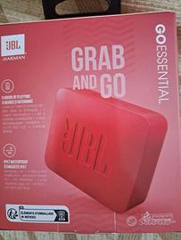 JBL GO Essential  Portatile Bluetooth Speaker  Red