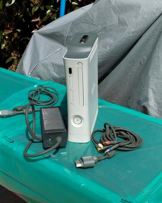 XBOX 360 pari al nuovo leggi