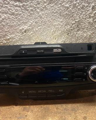 Autoradio originale  Giulietta con plancia