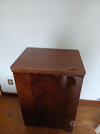 Vecchie macchine da cucire 