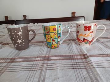Set formato da 3 tazze nuove