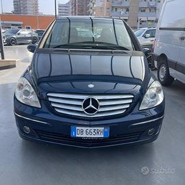 MERCEDES - Classe B - 180 CDI Sport