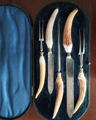 Set coltelli e forchettoni per arrosto