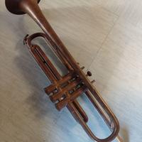 Tromba vintage con logo Napoli