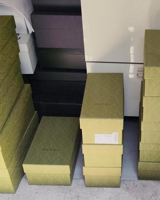scatola Gucci verde di varie dimensioni 