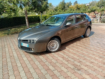 Alfa Romeo 159 sportwagon 1.9 jtdm 16v