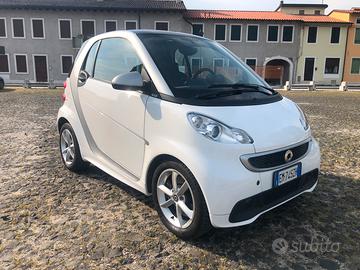 Smart for two con SERVOSTERZO