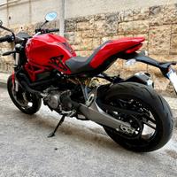 Ducati Monster 821