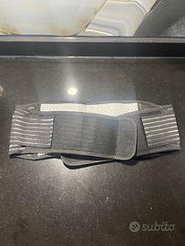 Cintura lombare regolabile autoriscaldante