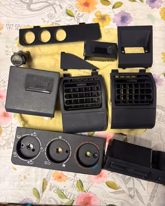 Ricambi plastiche Peugeot 205 gti