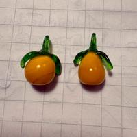 Ciondoli mela e pera in vetro di Murano