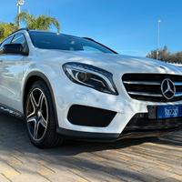 Mercedes-benz GLA 200d Premium Amg Tetto Pelle Nav