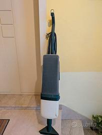 Folletto con tanti accessori