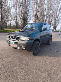 NISSAN TERRANO II 2.7 TD