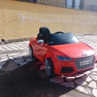 Macchina a batteria x bambini