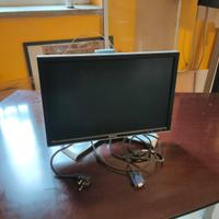 Monitor 15" Dell per computer con connessione VGA