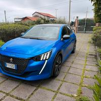 Peugeot 208 gt line 1.5 BlueHdi