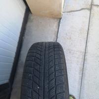 4 GOMME INVERNALI USATE POCO CON CERCHI IN FERRO