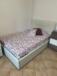 Letto una piazza e mezzo contenitore con materasso