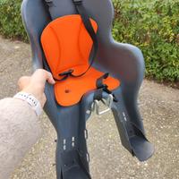 Seggiolino anteriore per bicicletta