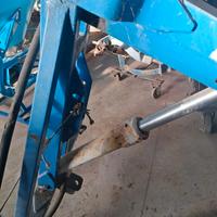 Caricatore posteriore per letame Perlo