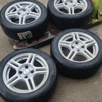 4 gomme per vetture Peugeot 