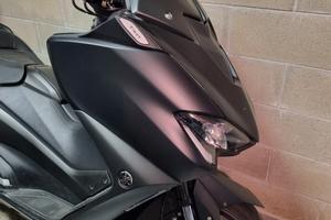 TMax 560