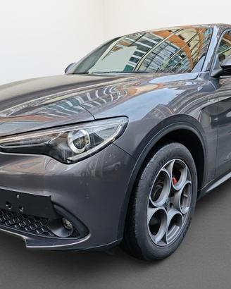 ALFA ROMEO Stelvio 2.2d 190cv Sprint Q4 Navi+Pal