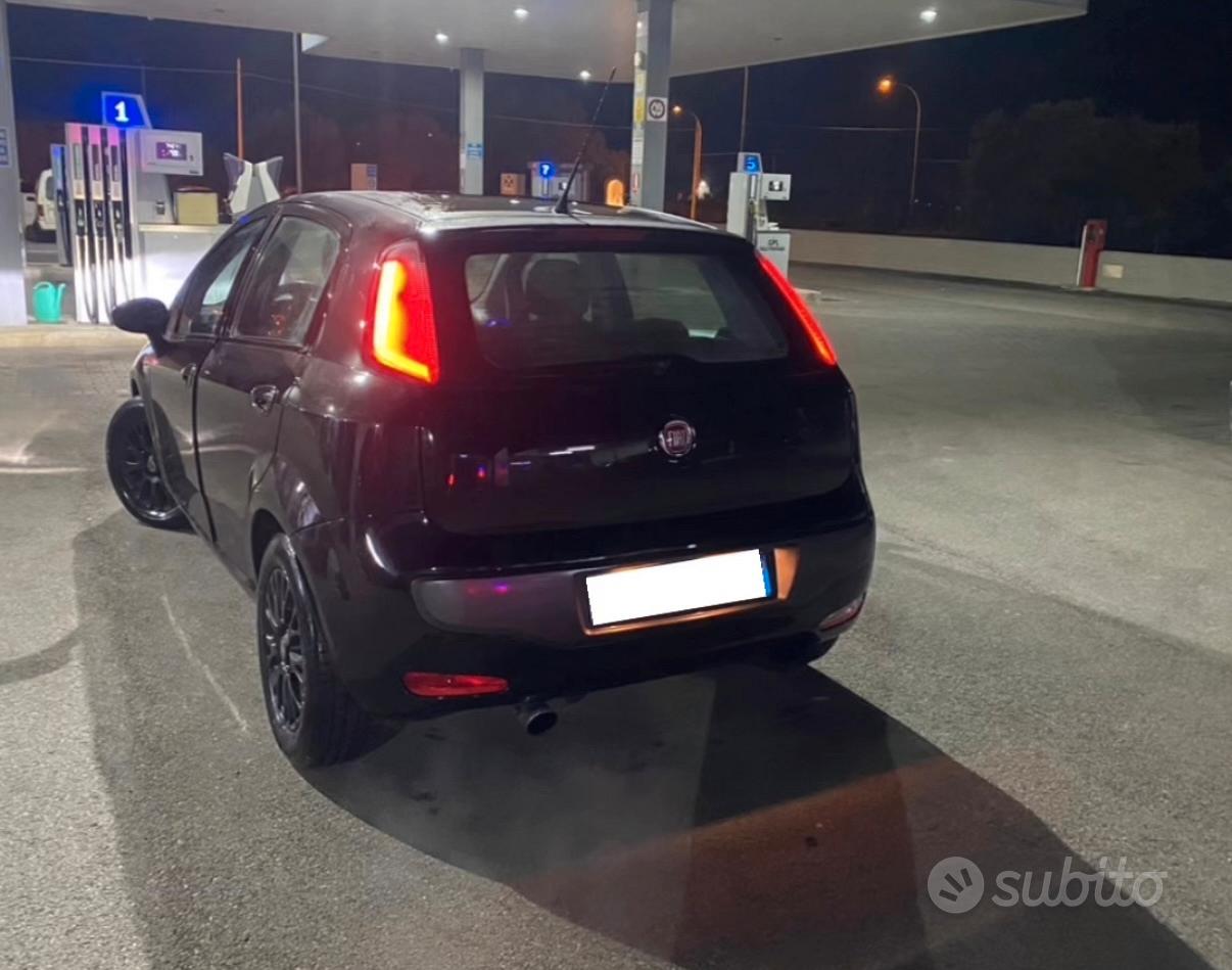 Fiat Punto Evo 2011 photo 3