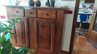 Tavolo, sedie, credenza fine 800 - inizio 900.