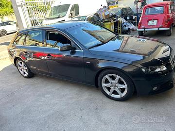 AUDI AVANT 4 2.0 B8 S-LINE 143 CV