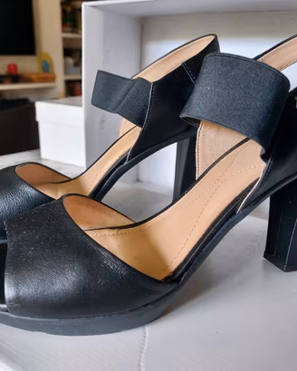 Sandali GEOX con tacco (numero 41)