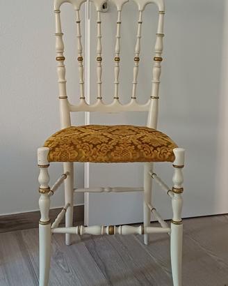 Sedia vintage avorio e oro