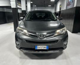 Toyota RAV 4 RAV4 2.0 D-4D 2WD ActiveKM