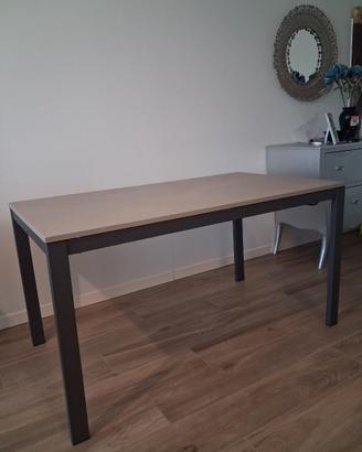 TAVOLO  140 x80...allungabile