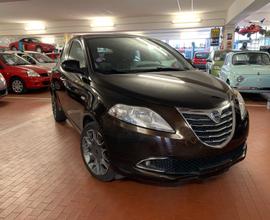 Lancia Ypsilon 1.2 69 CV 5 porte S&S Platinum