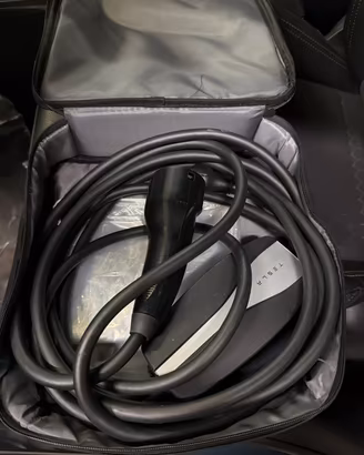 Caricatore Tesla Mobile Connector