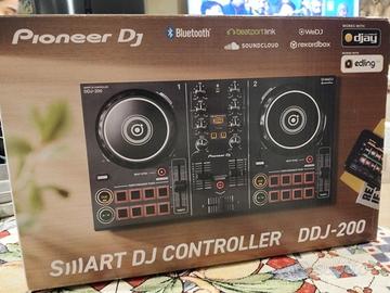 smart DJ controller DDJ-200
