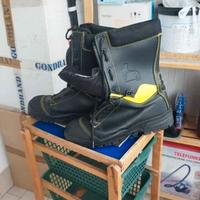 Anfibi per antincendio/moto