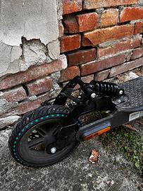 Monopattino Xiaomi Mi Pro 2 - sospensioni