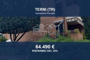 Immobile in asta di 94 m² con box auto a Terni