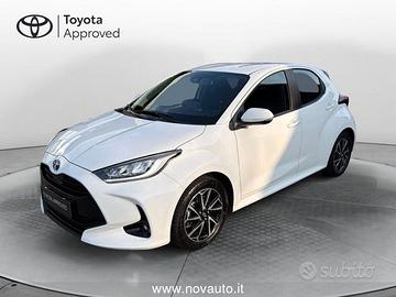 Toyota Yaris Hybrid Trend MY22