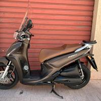 Kymco People 200s