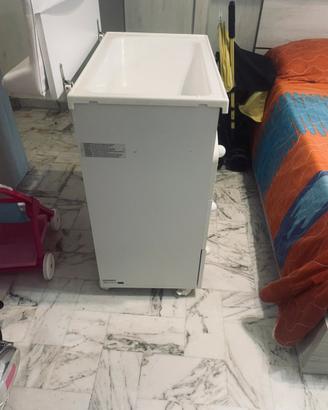 Lettino e cassettiera foppapedretti