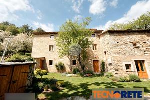 CASA DI CORTE A FUMANE