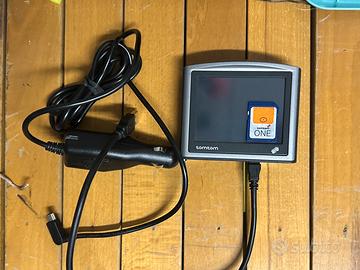 Navigatore tom tom go