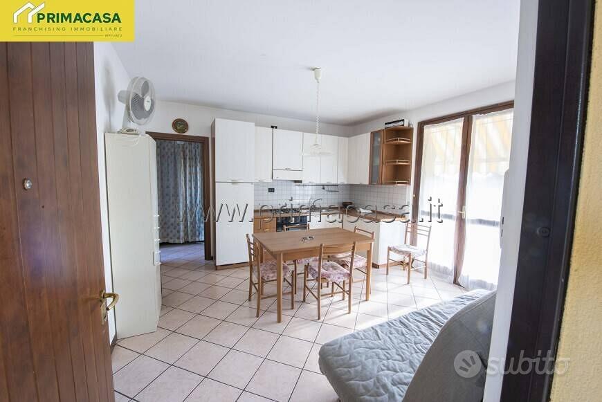 Appartamento di 55 m² con 3 locali e box auto a To - Vista 6