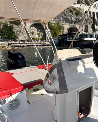 Gommone 2023 Sunrise 7 metri , motore 140 cv Suzuk